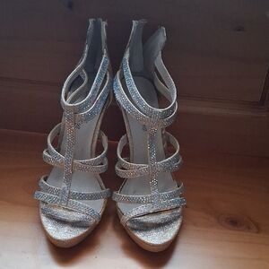 Elegant Gold Strappy Women's Heels